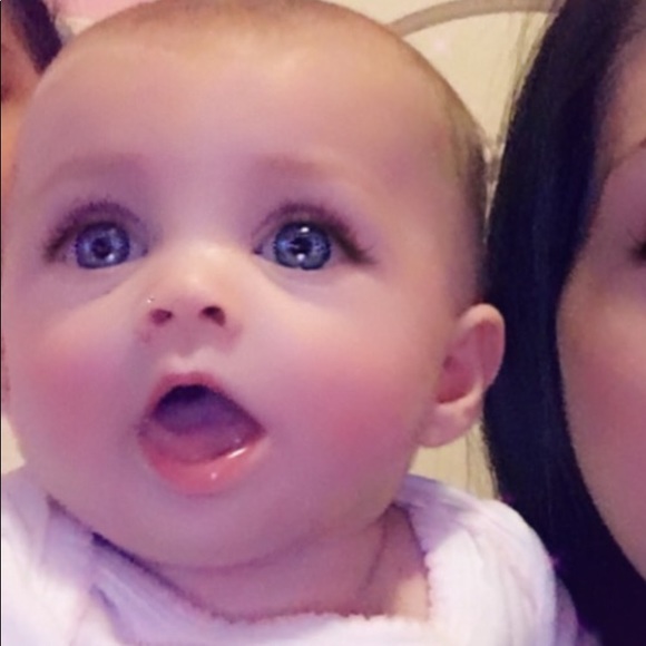 Meet your Posher, Madison - Picture 8 of 16